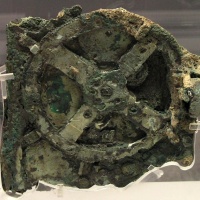 Mechanismus z Antikythéry - nejstarší počítač předběhl svou dobu o 1500 let